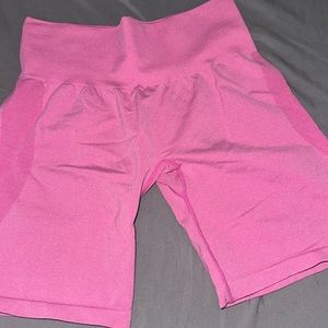 PINK NVGTN CONTOUR SHORTS